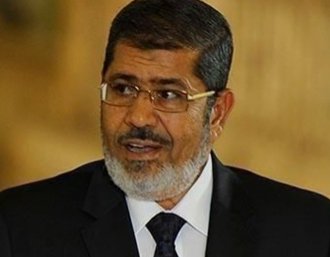 بالتفاصيل … ابن الرئيس مرسي يروي اللحظات الأخيرة قبل دفن والده