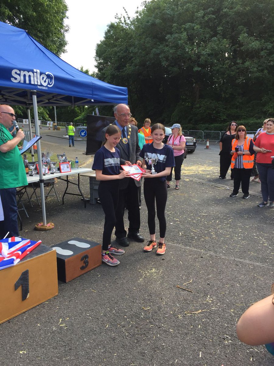 WGHSEdge's tweet photo. Team WGHS win fastest junior team at 2019 Humber Bridge Soapbox Derby!!!!! https://t.co/RpVNKRdT0m