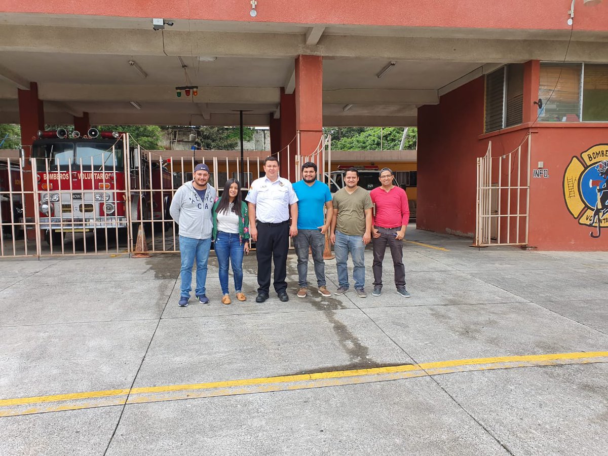 Carol_Gran's tweet photo. @Garciadiazusac #PR3 #proyectos1 https://t.co/92B6T5W1qJ