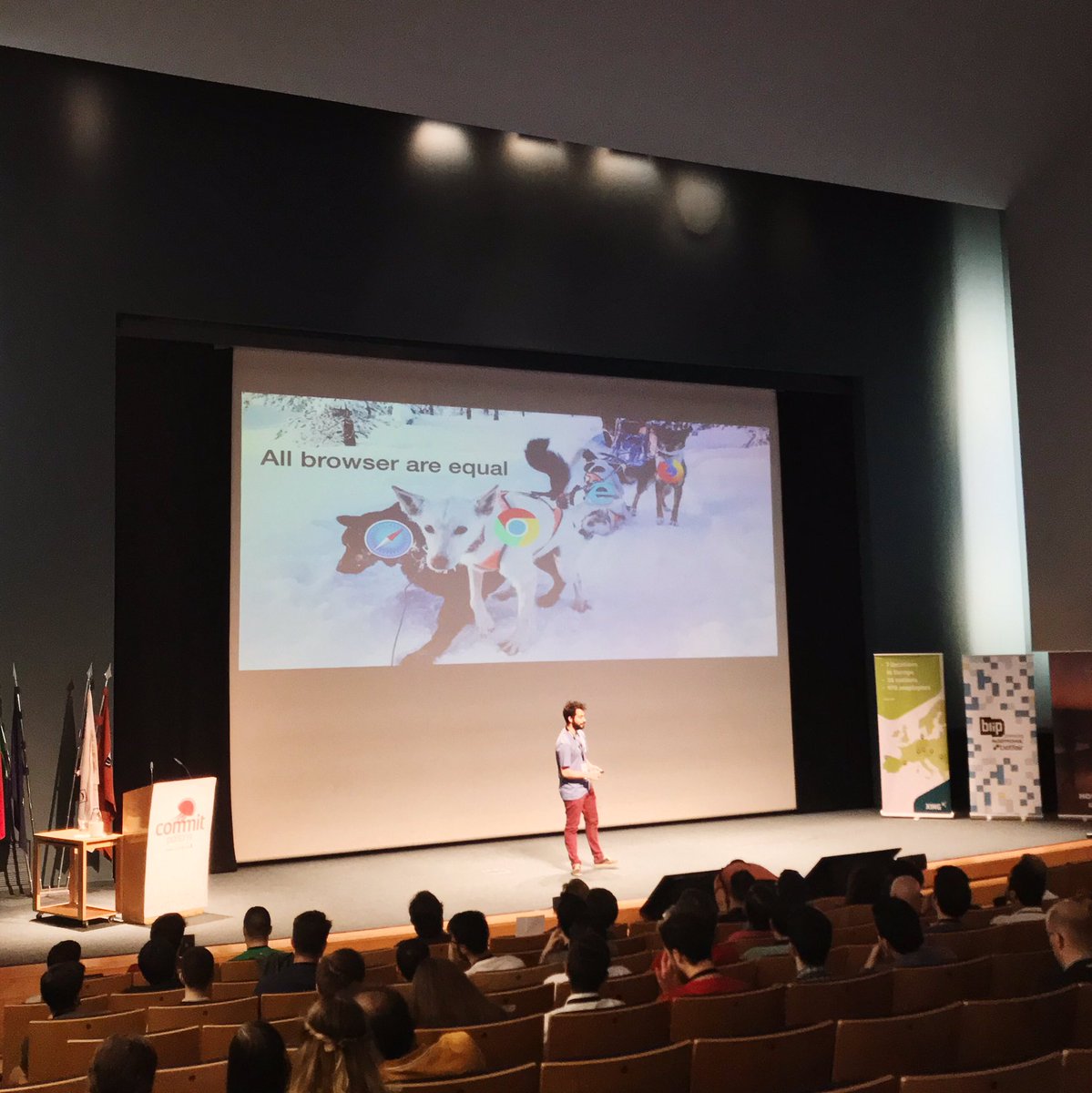 commitportoconf's tweet image. After a small break, Rodrigo Solís explained us how to create better builds to all browsers! 🤓 #commitporto