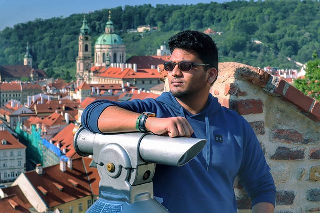 varounsvlogs's tweet photo. There's always more to see and more adventure for a hungry soul, 😎😁😊 #adventure #Prague #backpacking #easterneurope #travelislife #canon #telephotolens #notreallytelephoto #transitionlens #shades #yeet #makingmemories https://t.co/sDWqswZU2w https://t.co/q9WgyEP2ng