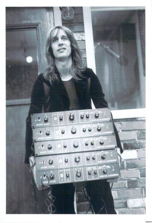 Happy Birthday to Todd Rundgren who was born on this day back in 1948.   