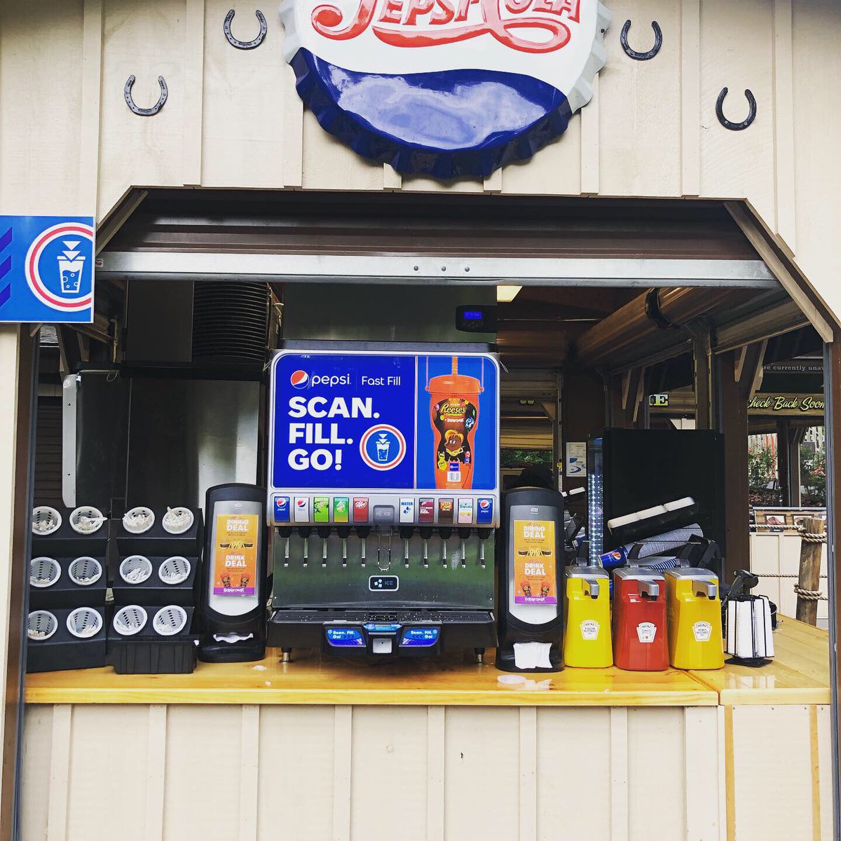 Draftserv's tweet photo. Fully integrated into both @Hersheypark season pass holder cards as well as unlimited refill vessel program. Just scan and pour! No need for super expensive proprietary RFID cups...12 @pepsi refill stations throughout the park! #BevOS #beverage #technologies #draftserv https://t.co/Ecqk3RJ7WG
