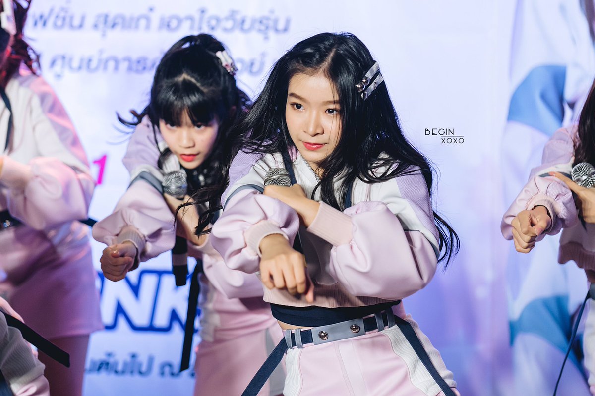 Beginxoxo's tweet photo. พรุ่งนี้พบกับสตางค์ ได้ที่เลน 4 ขยี้ใจนะจ้ะ ~💖😍
#Stangbnk48 #BNK48 #MiniMoreMarket #Beginxoxo https://t.co/NEUgbmTS6b
