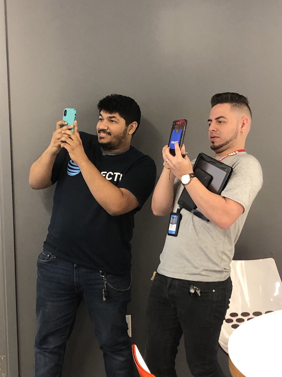 hialeahstore's tweet photo. When you include Harry Potter Wizards Unite in your huddle!! #wizardsunite #switchtoatt #floridafighters #hialeah #OneFLA #HarryPotter #SaturdayMorning https://t.co/bamiYfGAgc