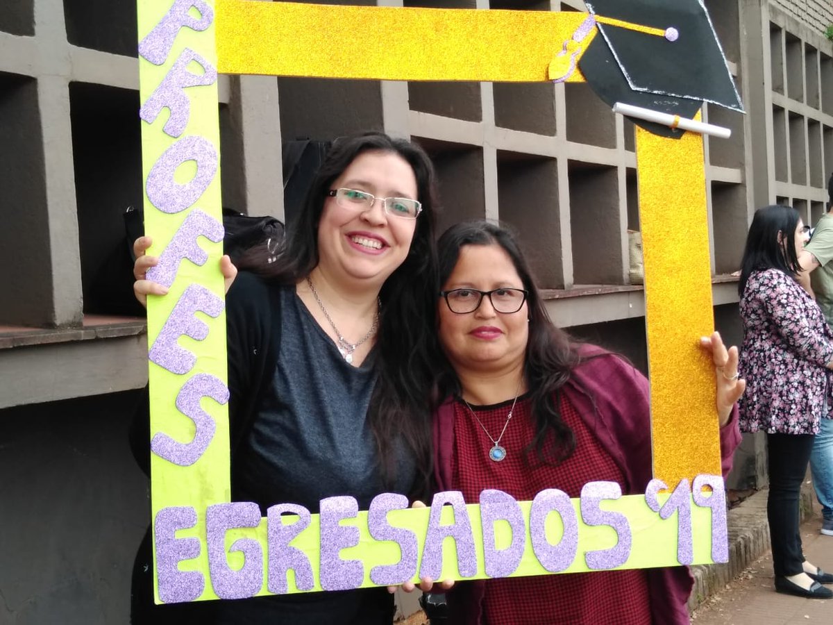 CGEMisiones's tweet photo. Emociones y Alegría la Familia de la ETP Misiones cuenta con nuevos profesores egresados 2019 #MejorEducación #FormacionDocenteETP #SedePosadas @ivonneaqui @jalbertogalarza @maidanamis @misioneseduca
Felicitaciones PROFES!! https://t.co/yaGMnU39MK