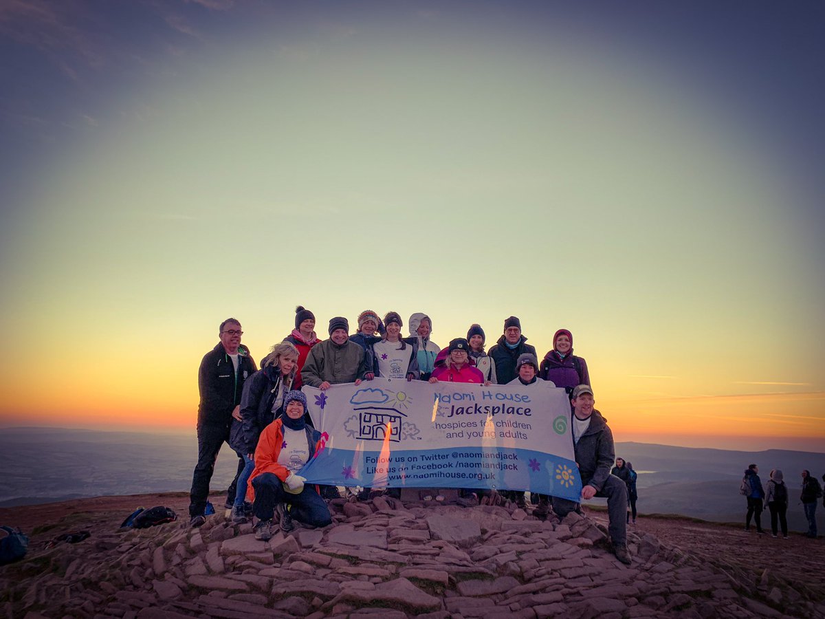 SVLAdventures's tweet photo. Wonderful sunrise on Pen y Fan with a great group fundraising for @naomiandjack Well done everyone. https://t.co/tuG3iJP0Rd