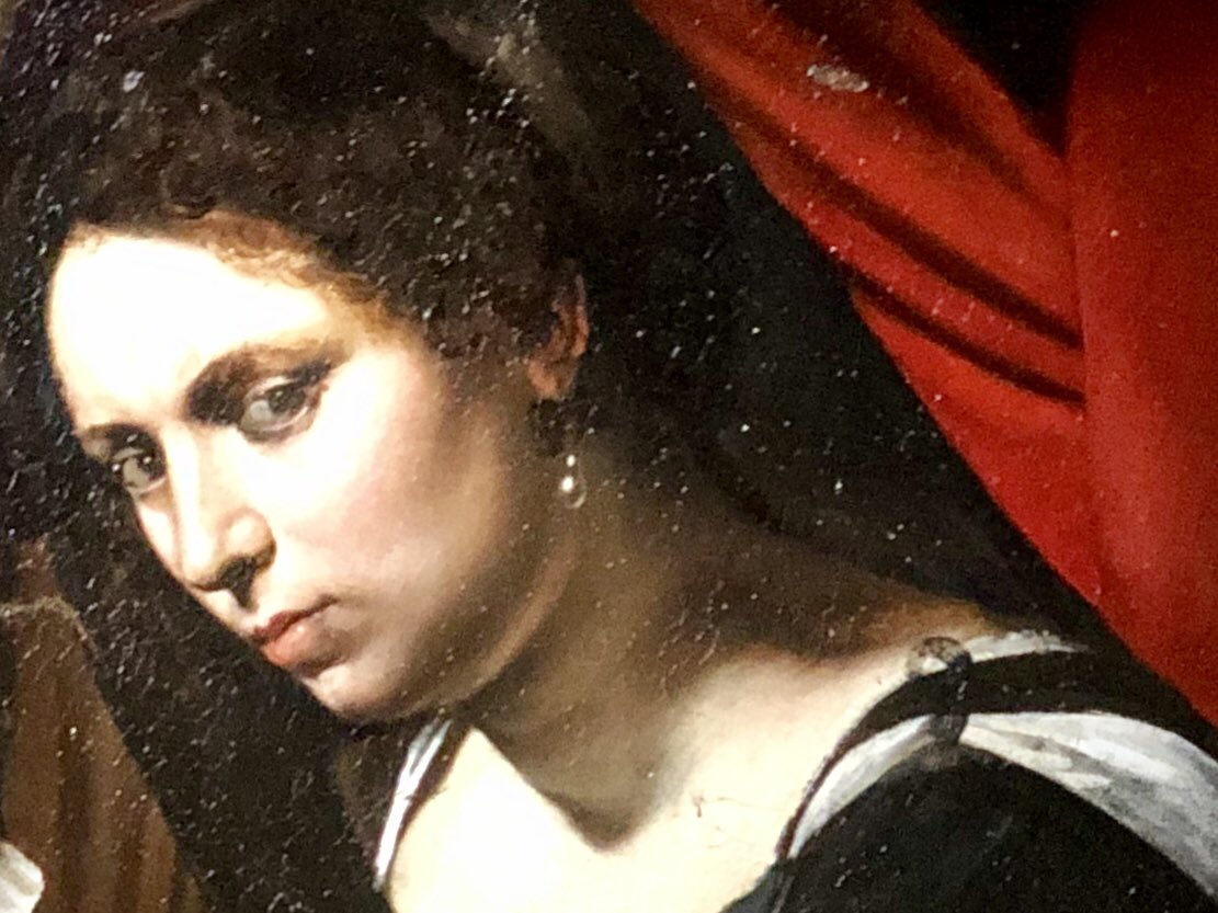 sebastiendurand's tweet photo. #JudithetHolopherne de #Caravage de #Toulouse est globalement - beau que celui de Rome, comporte qq maladresses (rides de la servante, main qui tient l’épée) mais il est un point sur lequel il est supérieur: le regard de Judith abolit le 4e mur et fait de nous ses complices! 😲 https://t.co/oeix6wbMqI