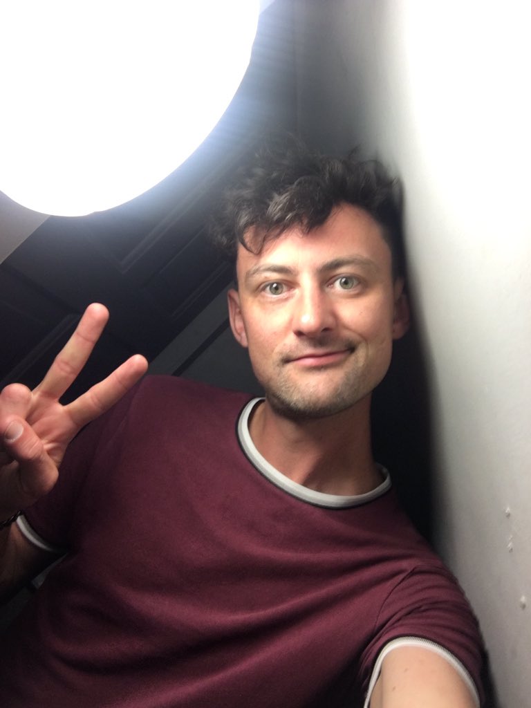 OokeDub's tweet photo. Canโt even have a wee in peace nowadays.
#TallBoyProblems https://t.co/WSLoUlkwAK