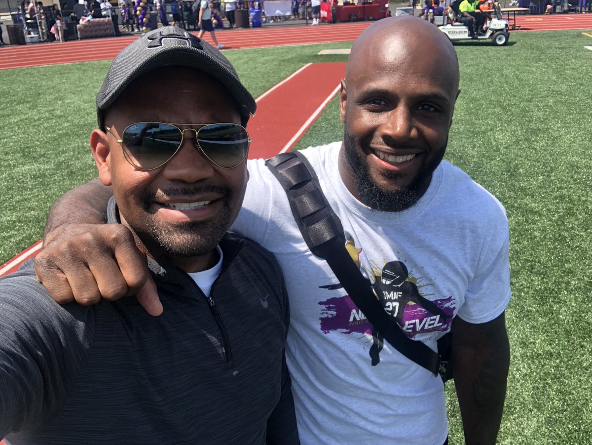 robwilsontv's tweet photo. Good friend and Wilson Insight client @MDOTADAMS20 came through to support the @TheMJFoundation Next Level Football Camp! #TJMF https://t.co/9DPgHndfVZ