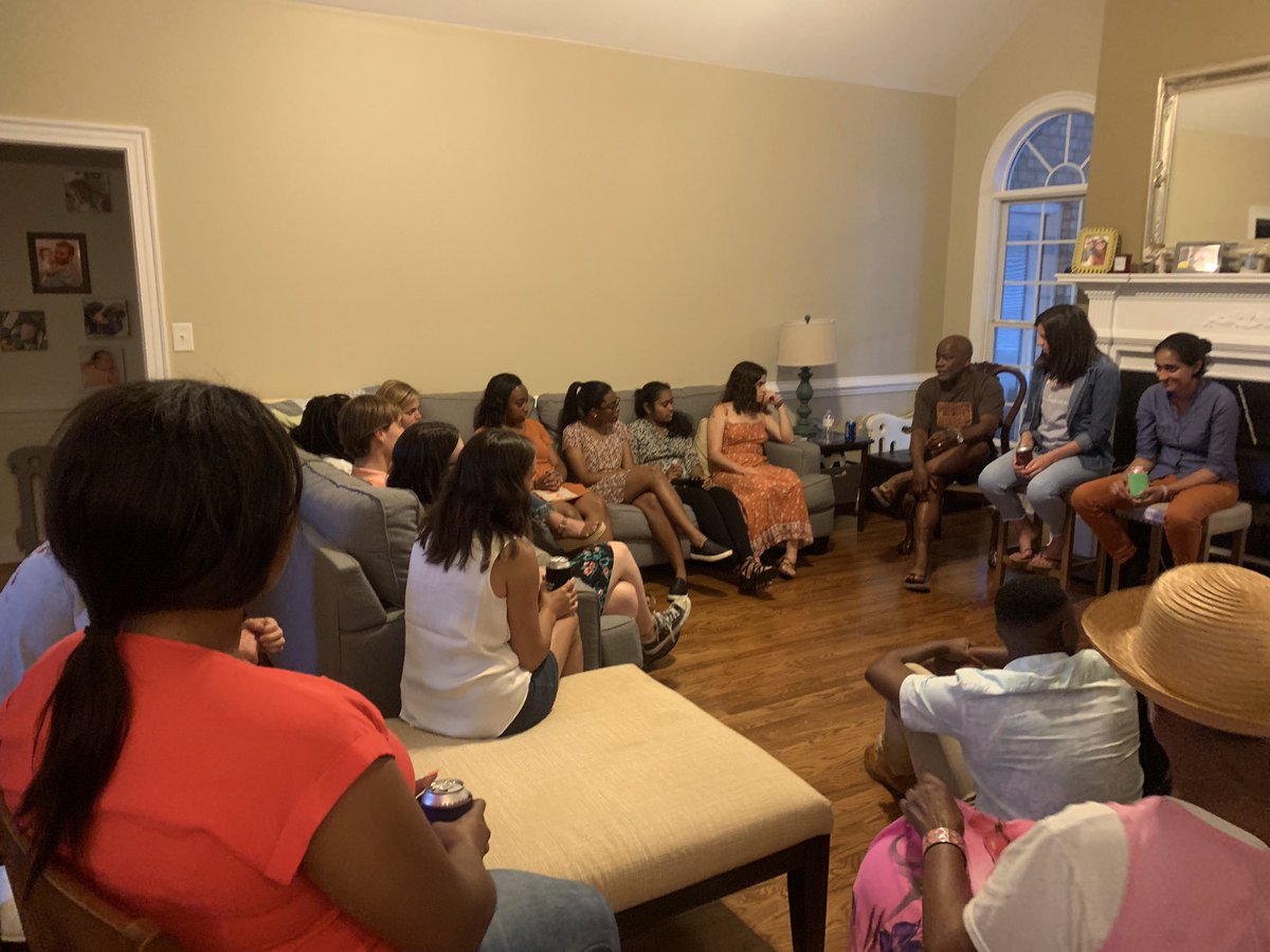 Our education-themed dinner this week with local middle school principal Lauren Lampron included personal stories from TFA teachers and retired principals alike. ECPS employees are true hometown heroes 🤩👩🏻‍🏫👨🏾‍🏫🍎