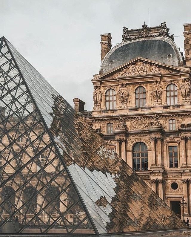 syiphee's tweet photo. Le Louvre, Paris https://t.co/m2T45hsBZE