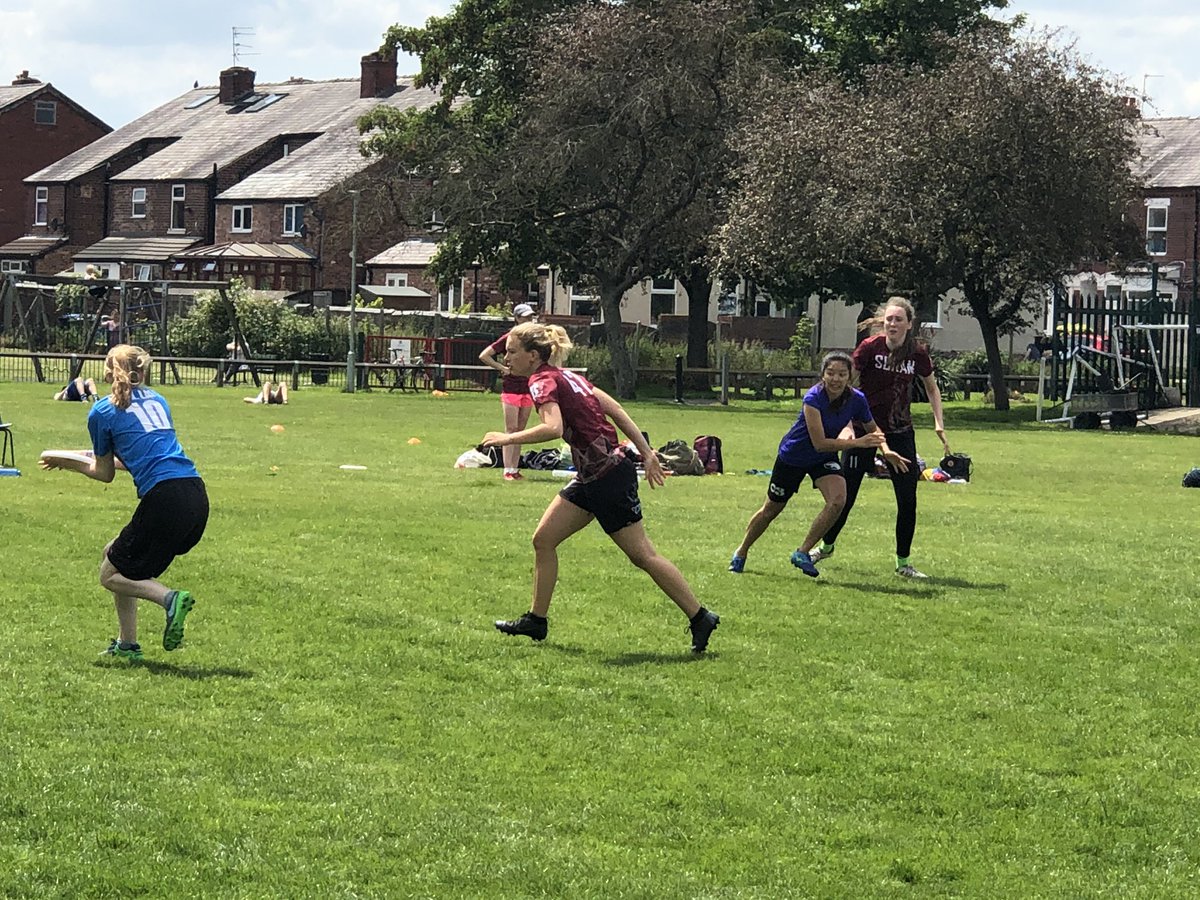 LED_ultimate's tweet image. Our women’s make their first appearance at a Ranked Tour event, with some sweet frisbee. #LEDIES