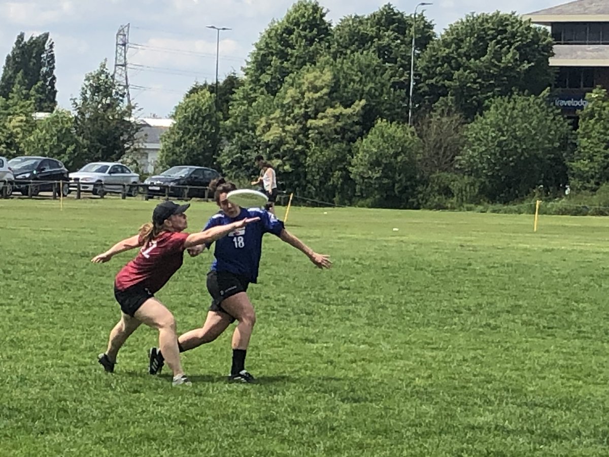 LED_ultimate's tweet image. Our women’s make their first appearance at a Ranked Tour event, with some sweet frisbee. #LEDIES