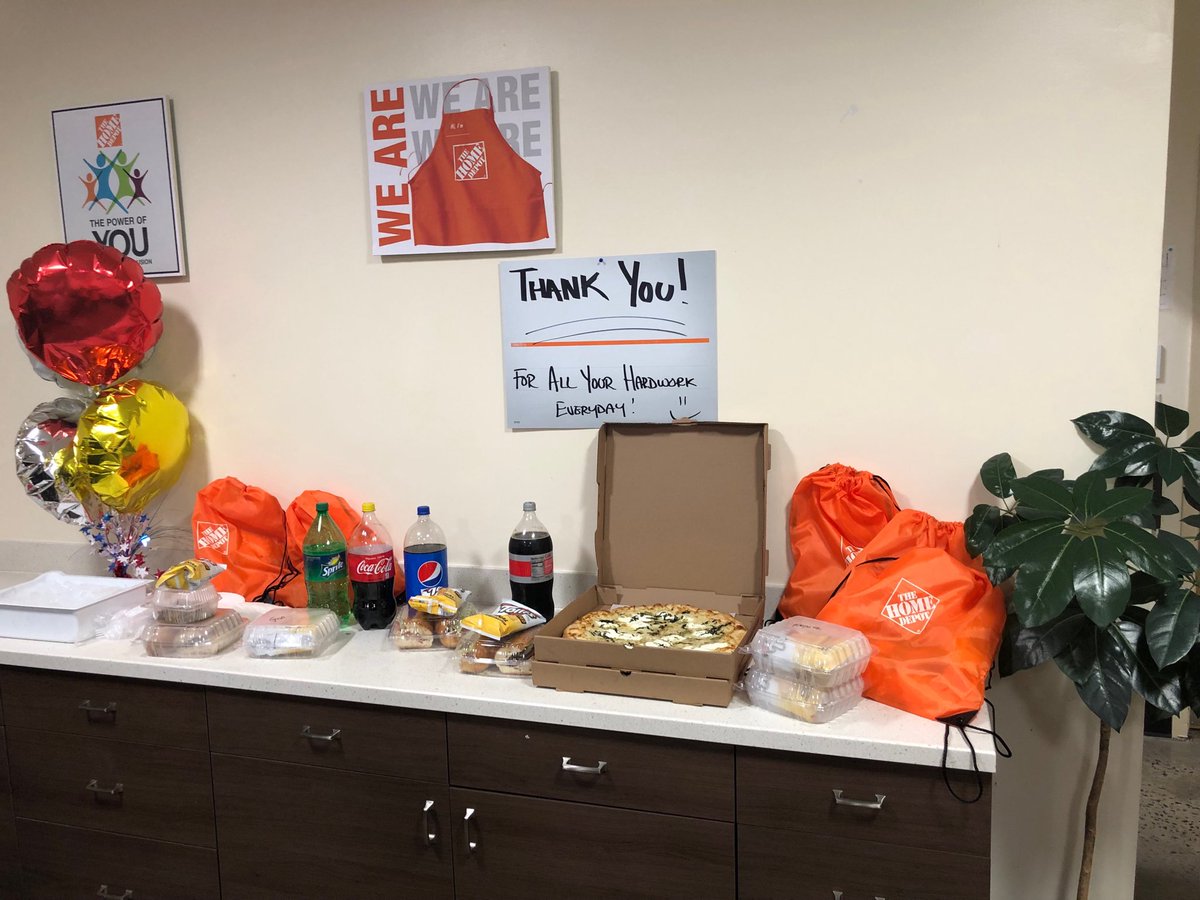 CDiddy810's tweet photo. Thank you to the best Vendors!! Appreciate you all ! #NJMHasGr8Growers ⁦@PhilHD949⁩ ⁦@Lynette_HD0949⁩ ⁦@capone_angelo1⁩ ⁦@CoreyLiliston⁩ https://t.co/KQ9O5GGhIz