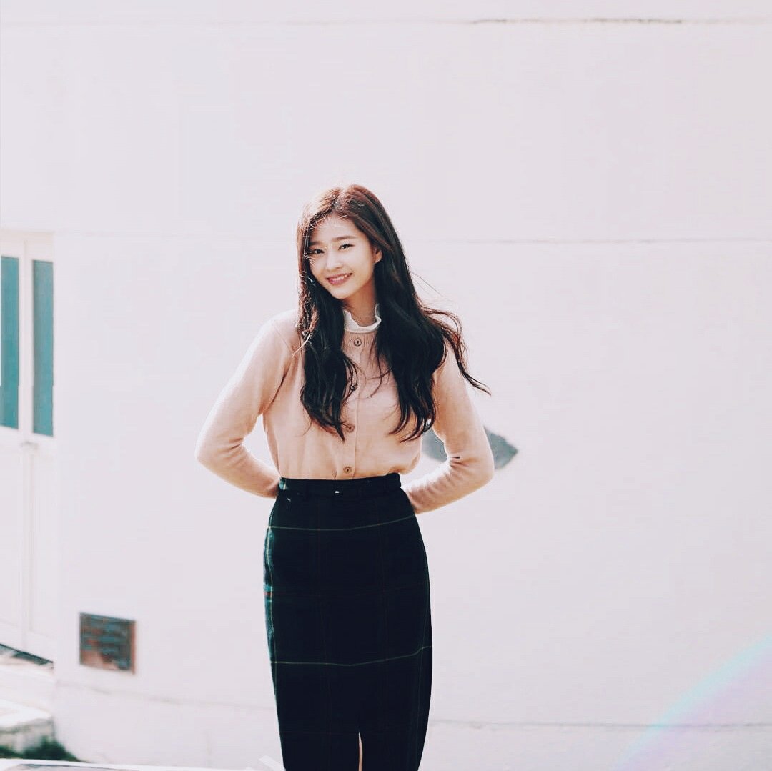 jealitha's tweet photo. ⠀⠀
⠀⠀⠀⠀⠀⠀sejak kecil, 
⠀⠀⠀⠀⠀⠀ia 'tak menahu soal diri. 
⠀⠀⠀⠀⠀⠀kecuali satu hal; 
⠀⠀⠀⠀⠀⠀yaitu, 
⠀⠀⠀⠀⠀⠀namanya. 

⠀⠀⠀⠀⠀⠀⠀⠀⠀⠀⠀⠀Perkenalkan ia, 
⠀⠀⠀⠀⠀��⠀⠀⠀⠀⠀⠀Inggil Hayu. 

⠀⠀⠀⠀⠀⠀ https://t.co/ss3tq69Pfo