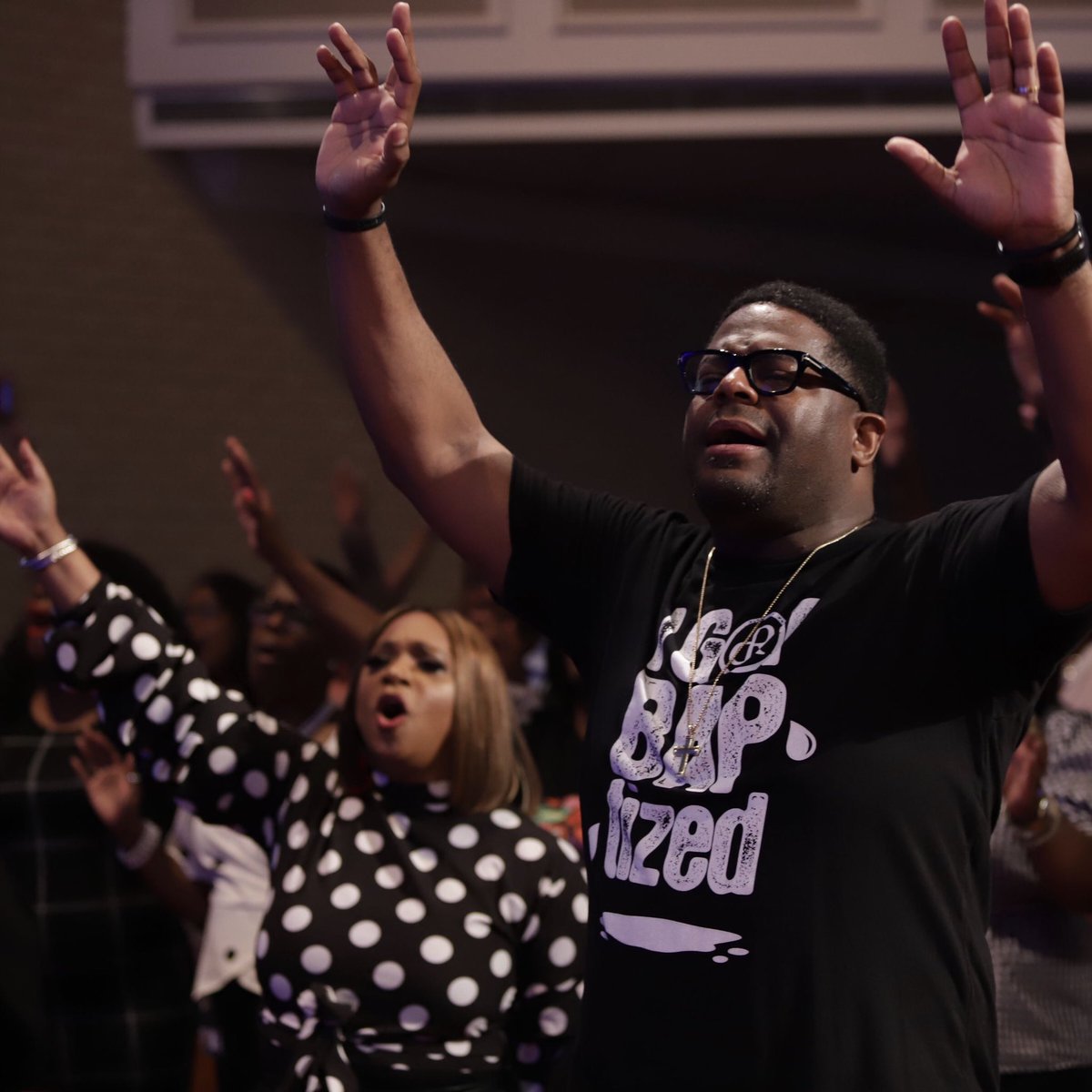 dReamcenteratl's tweet photo. Brothers In WORSHIP...
⠀⠀⠀⠀⠀⠀⠀⠀⠀
#dReamcenteratl #williammurphy #daniellemurphy #IronMen #pRotectors #MensMinistry #MensMonth #men #brothers #buildingMENthatmatter #atlantachurch https://t.co/FAQimebMJL