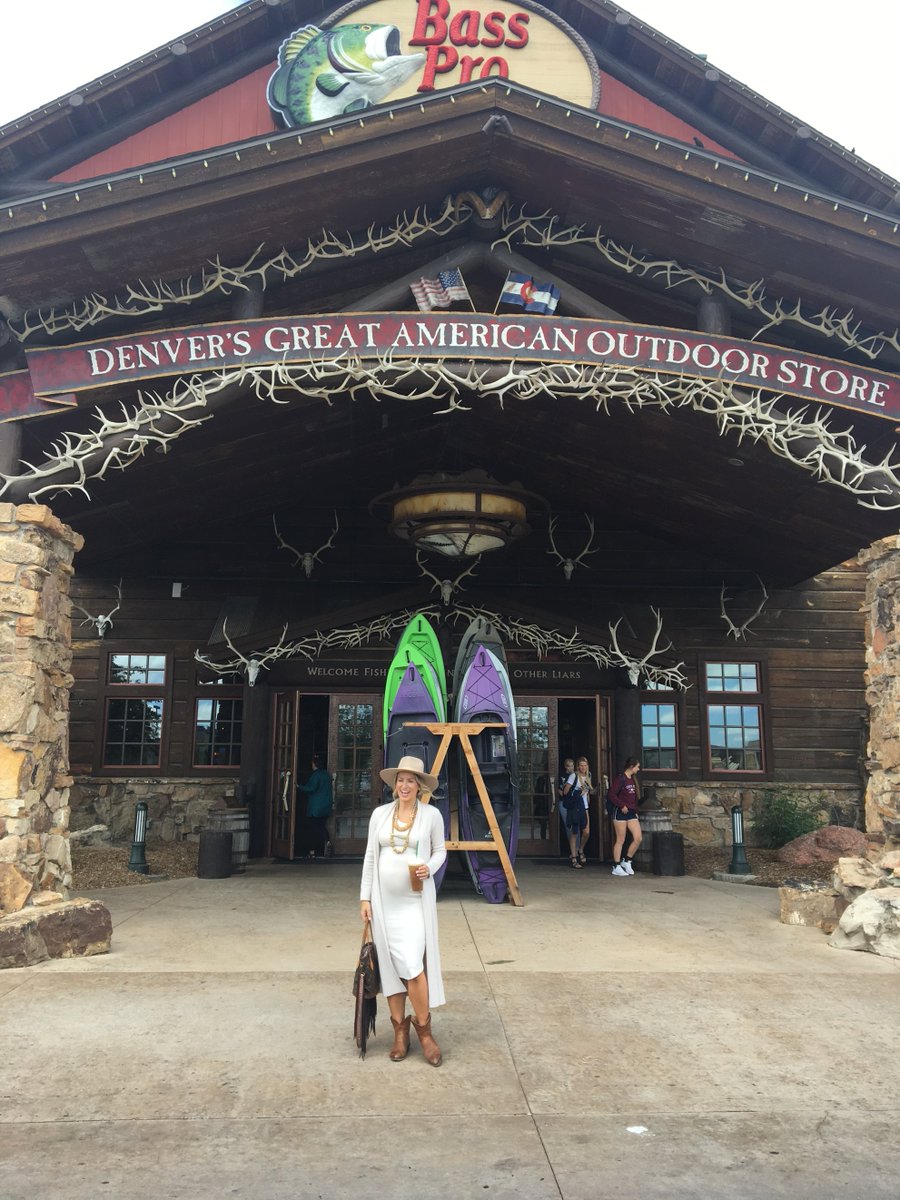 BassProDenver's tweet photo. @EvaShockey
 is IN STORE at the Denver location! come out and meet her today from 11am-3pm! #BassProShops #Teamoutdoors https://t.co/cT2drMDWWX