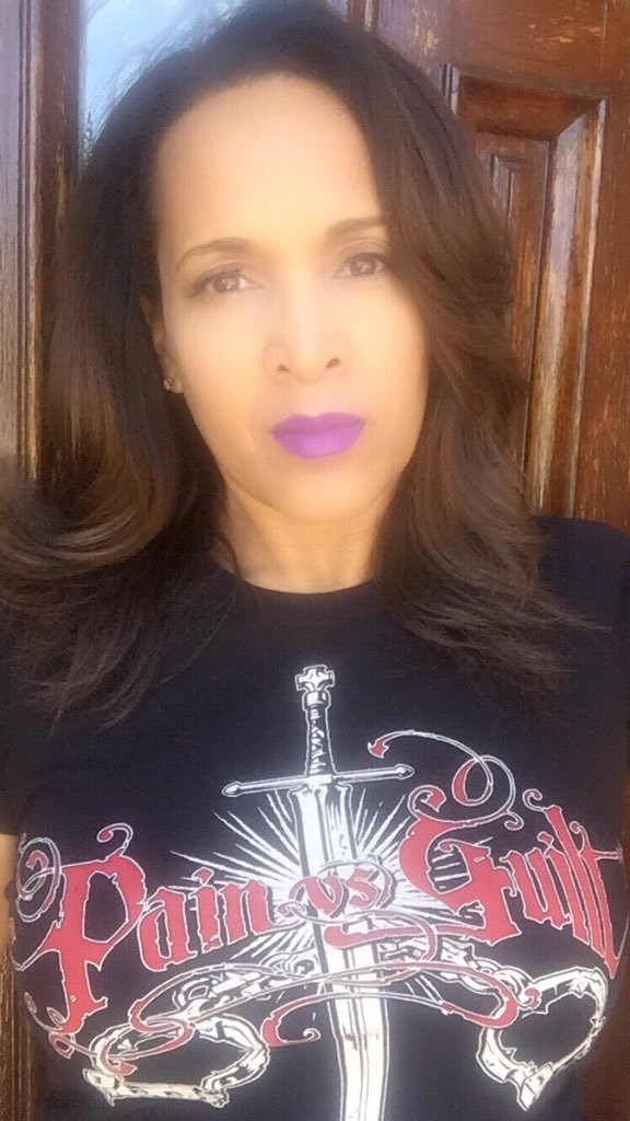 PainvsGuilt's tweet image. 📚👚📽️ Books, Fashion &amp;amp; Movies ✨💯 @AkashaGarnier #writer of #Davanti #thriller 🎬 placing #women on her A-list! #painvsguilt @ActorKimBaptist #actress Find us all at akashagarnier.com Follow for news and future events! ✨✨💯📚👠 #shinethroughthenoise #SupportIndieFilm ✨