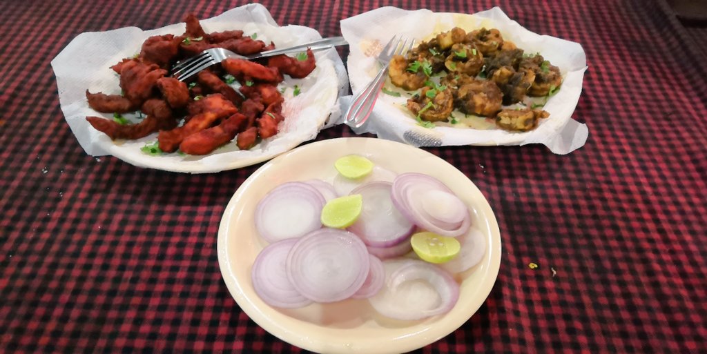 HiHyderabad's tweet photo. #Prawns &, #PepperFish
@ #KSDeewanDhaba #MedchalRoad https://t.co/3WDi5ZDQiC