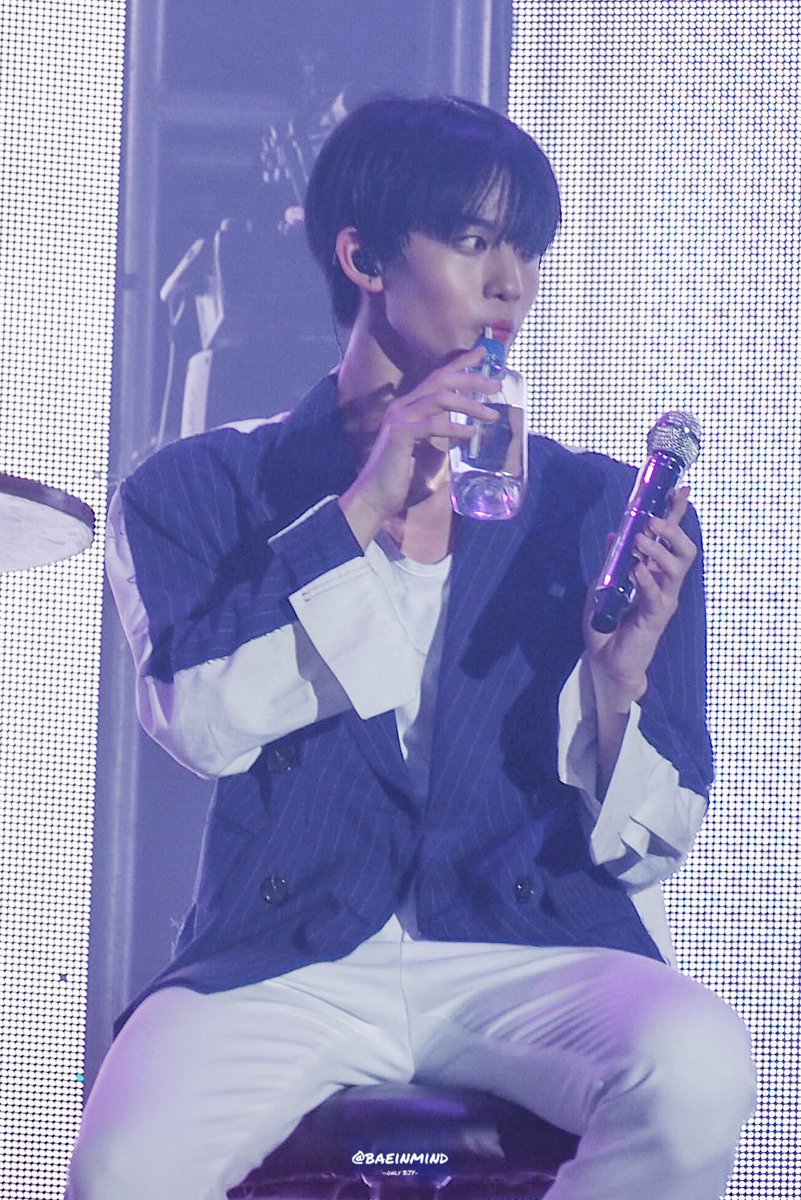 baeinmind's tweet photo. 22062019 
BAE JINYOUNG FanMeeting 
Im Young in HK🖤
#Baejinyoung #배진영 #BaeJinYoungIMYOUNGinHK https://t.co/MG97m6WAqi