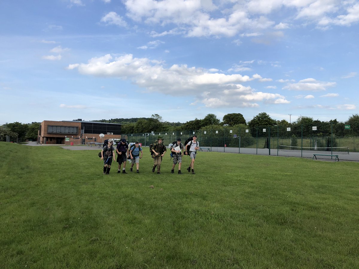 HistoryPRS's tweet image. All groups are now safely back! Time to pitch tents and cook dinner @PRSdofe ⛺️ 🍴