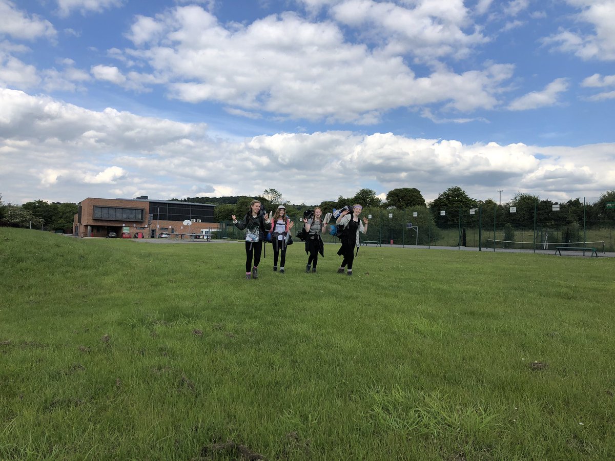 HistoryPRS's tweet image. All groups are now safely back! Time to pitch tents and cook dinner @PRSdofe ⛺️ 🍴