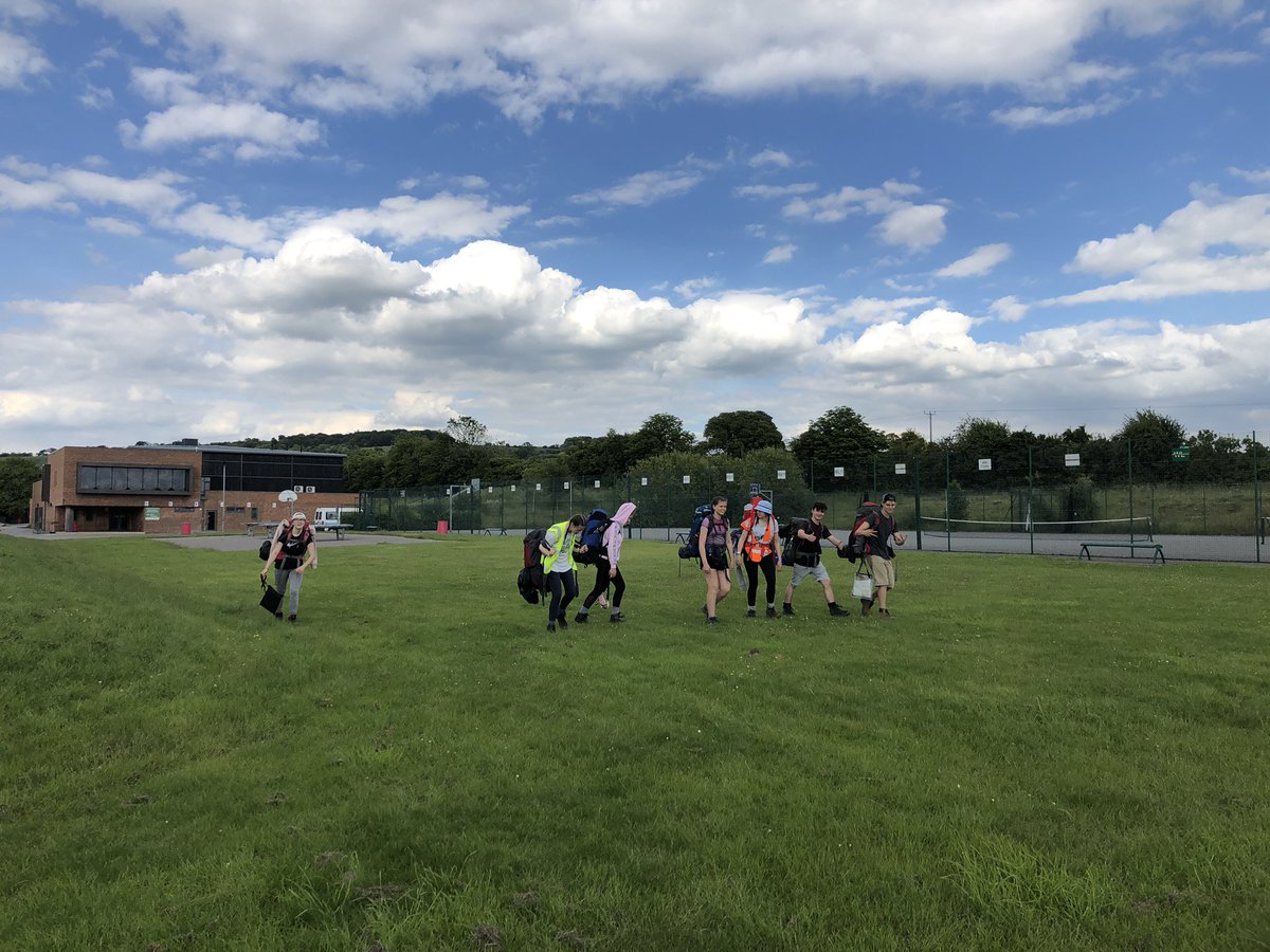 HistoryPRS's tweet image. All groups are now safely back! Time to pitch tents and cook dinner @PRSdofe ⛺️ 🍴