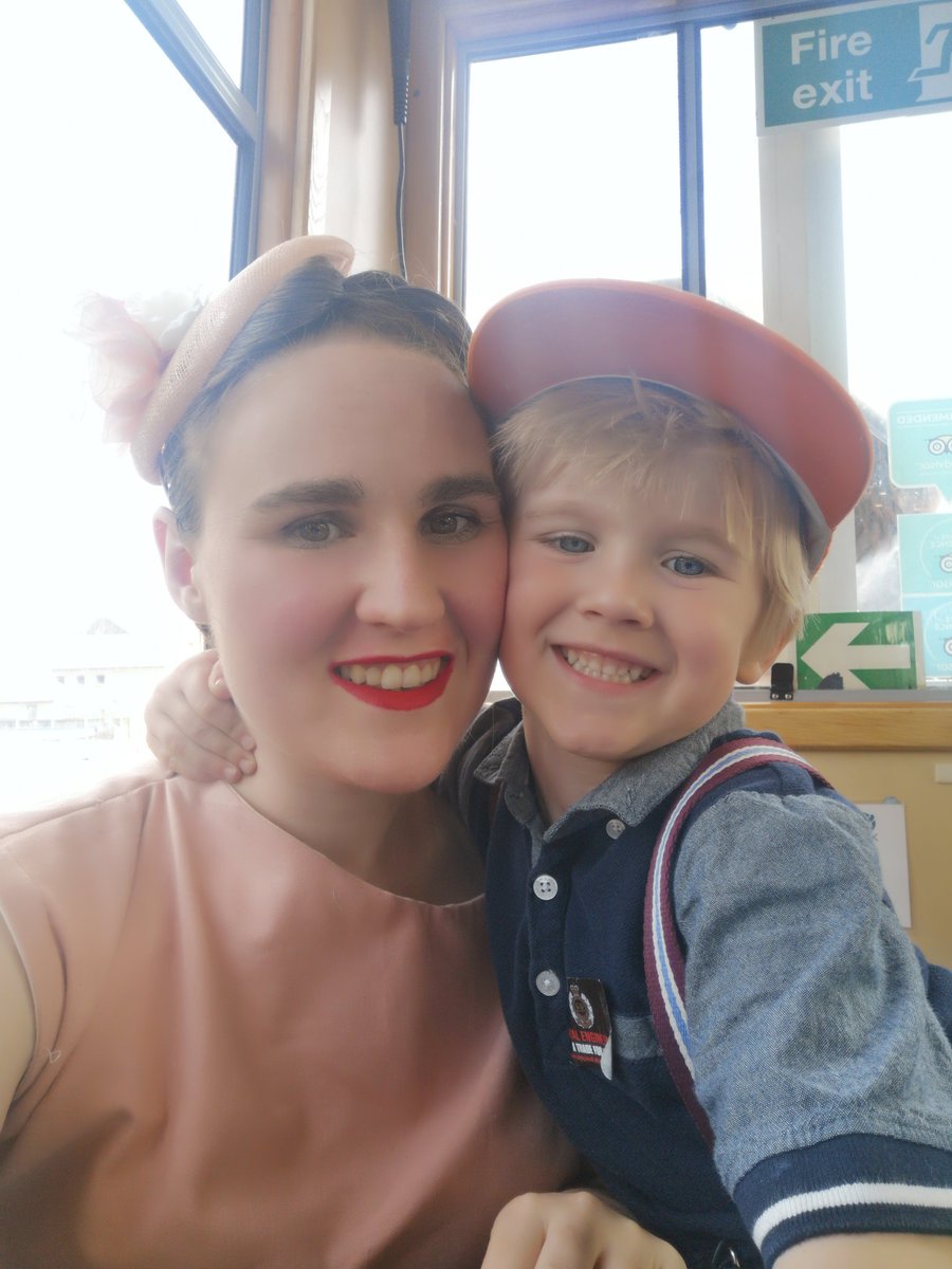 tinkabellgill90's tweet photo. We're having a fantastic day at @StNeotsAFD #stneotsafd #ArmedForcesDay #familytime #nannymummyson #selfie #pimsoclock @JACKPACK_UK are about to come on #excited https://t.co/27kGk64XJ0