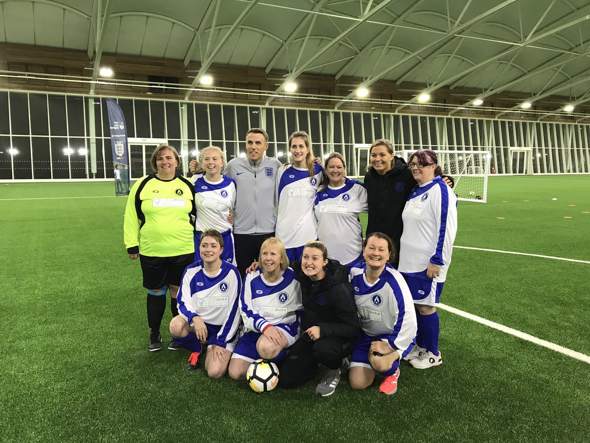 Wishing Phil Neville and the Lionesses all the best against Cameroon especially Ellen White pictured here with our WF Bedford Women’s team at St George’s Park. #ChangeTheGame #WomensWorldCup2019