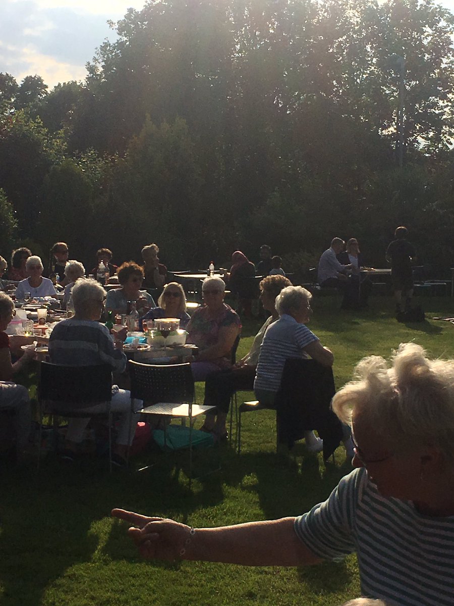 Thank you to everyone who came to our wonderful #GreatGetTogether in #Wollaton to celebrate our communities kindness, respect and all we have in common with each other in memory of <a href="/JoCoxFoundation/">The Jo Cox Foundation</a> <a href="/great_together/">Great Get Together</a> <a href="/Nottm_Together/">Nottingham Together</a> 
#MoreInCommon
#CommunityEngagement