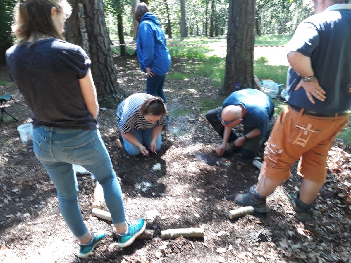Practical Leader Skills Day . forest Row Group . Fire lighting session
