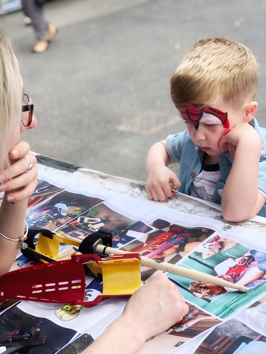 LBofoundation's tweet image. One of our aims is to raise awareness about #limbdifferences - we met so many people today @WYFRSKirkTeam fun day who were interested in our work 😊@WYFRSChrisKirby @TeamUnLimbited
