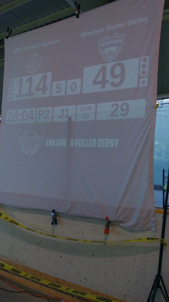a2rollerderby's tweet photo. The second half of our first bout is underway! #A2RD #A2RDHomeBout #YpsilantiVigilantes #VigiSmash #TheSmashStartsHere https://t.co/D9Hx9TlXpd