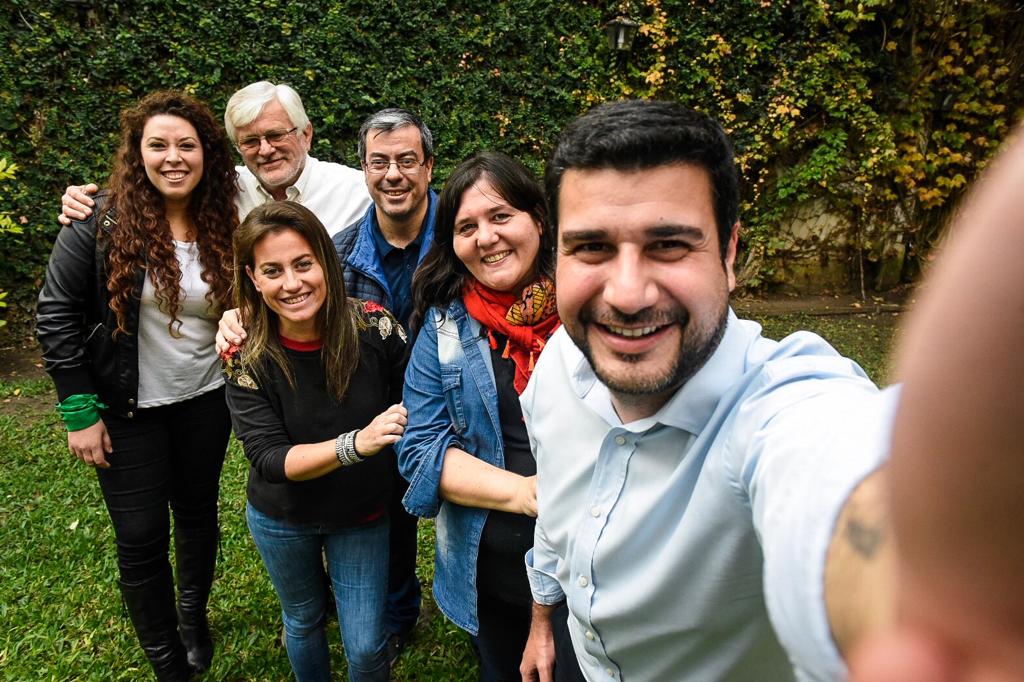 LucioBarindelli's tweet photo. Esta es la lista del Frente de TOD☀️S en #SantaFe
Junto a @alferdez y @CFKArgentina siempre!
@marcoscleri
@AlejandraObeid
@GERMANPMARTINEZ
@vanemassetani
#JorgeHoffman
#NataliaOcampo https://t.co/ZCRRGiL94z