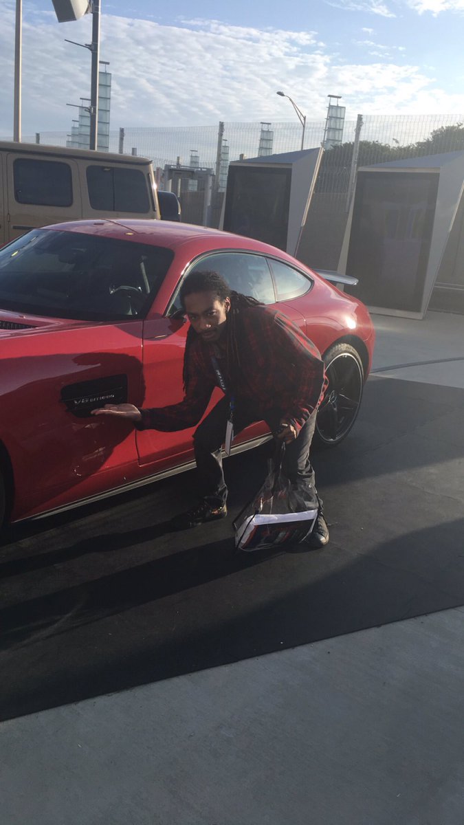 stonykoldmf's tweet image. Posted with my new whips #bowwowchallenge