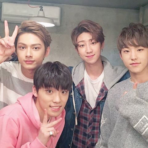 7TEENSN's tweet photo. 〔🚀;〕; #SAMAYCB
 ↳ ¡Say the name, 7TEEN! ; 

Estamos presentes en el CB de la hermosa SAMAY. Gracias por la invitación. Suerte! 

@officixlsam

We are 7TEEN https://t.co/nb8xNLSU48