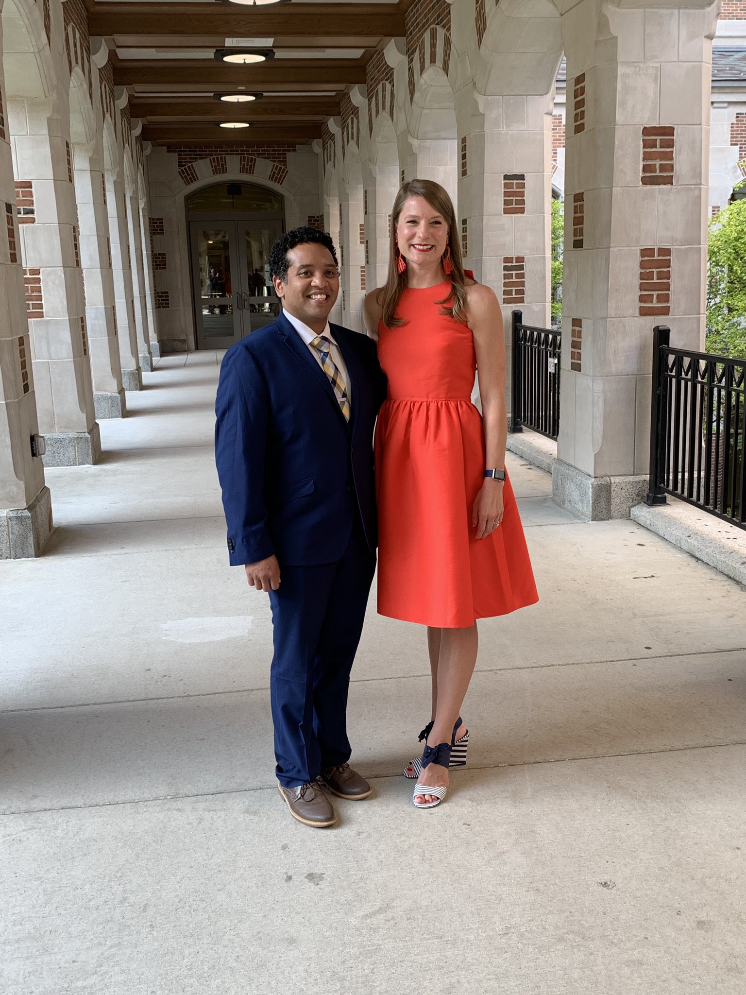 Red dress with navy blue shoes 2025