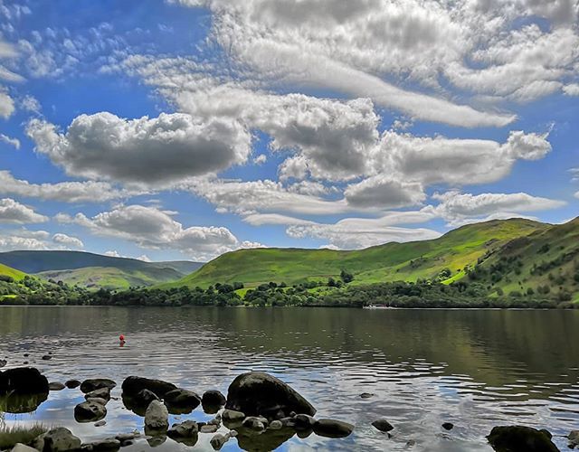 I'm in the Lakes!! 👌😍🏞️
~
#lakedistrict #ullswater #lake #sunshine #holiday #june #weekend #saturday #fingerprintofgod #everything_imaginable #ig_countryside #igerslakedistrict #ipulledoverforthis #sky #water #hills #northofengland #gloriousbritain bit.ly/2WXlOCE