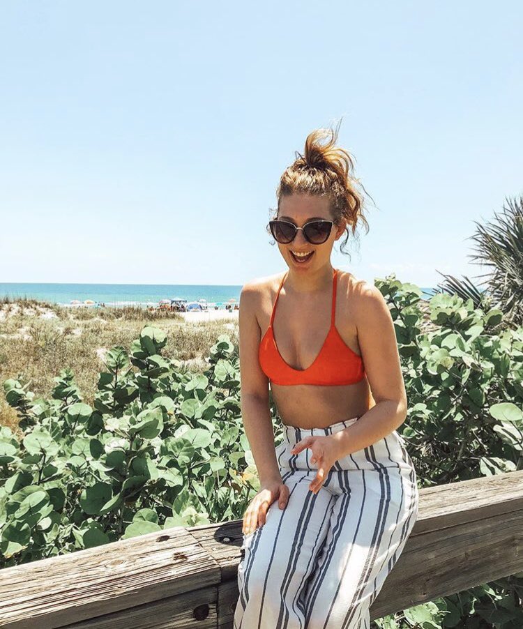 happy birthday to sister Erica 💛 we’re so proud of all that you accomplished this past semester in NYC and we can’t wait to all be reunited! have an amazing day 💫