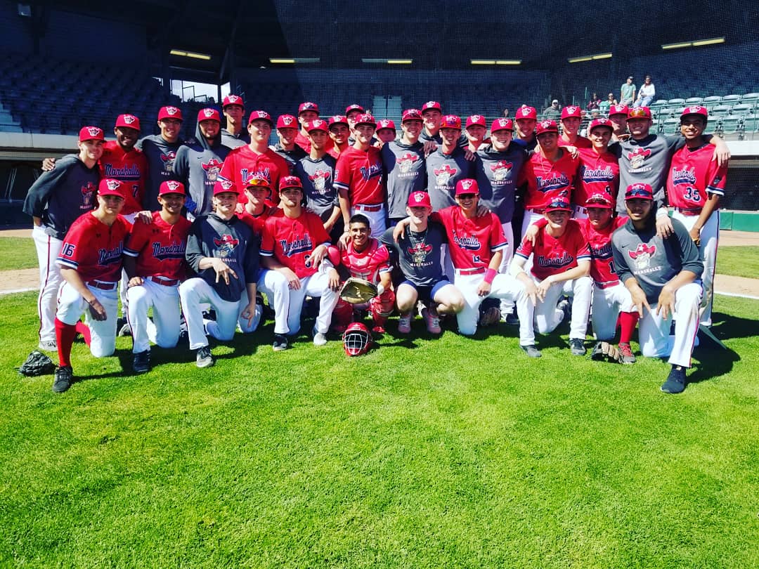 SamSwenson21's tweet photo. 2019 MGF Marshall's off to a good start at 21 and 0. On our way to Omaha for a quick tourny. #keepgrinding. Congrats to Joey Estes for signing with the Braves. We will miss ya buddy. @utahmarshalls https://t.co/x0IJ4I24N2