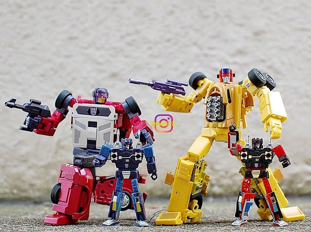 new0rder2k's tweet image. Deadend and friends

#megatron #SecretofvectorSigma #vectorSigma #transformers #stunticons #frenzy #rumble #breakdown #wildrider #dragstrip #deadend #new0rder2k #motormaster #sportscar #racing #realmofcollectors #shelfie #menasor #xtransbots bit.ly/2XuT9EG