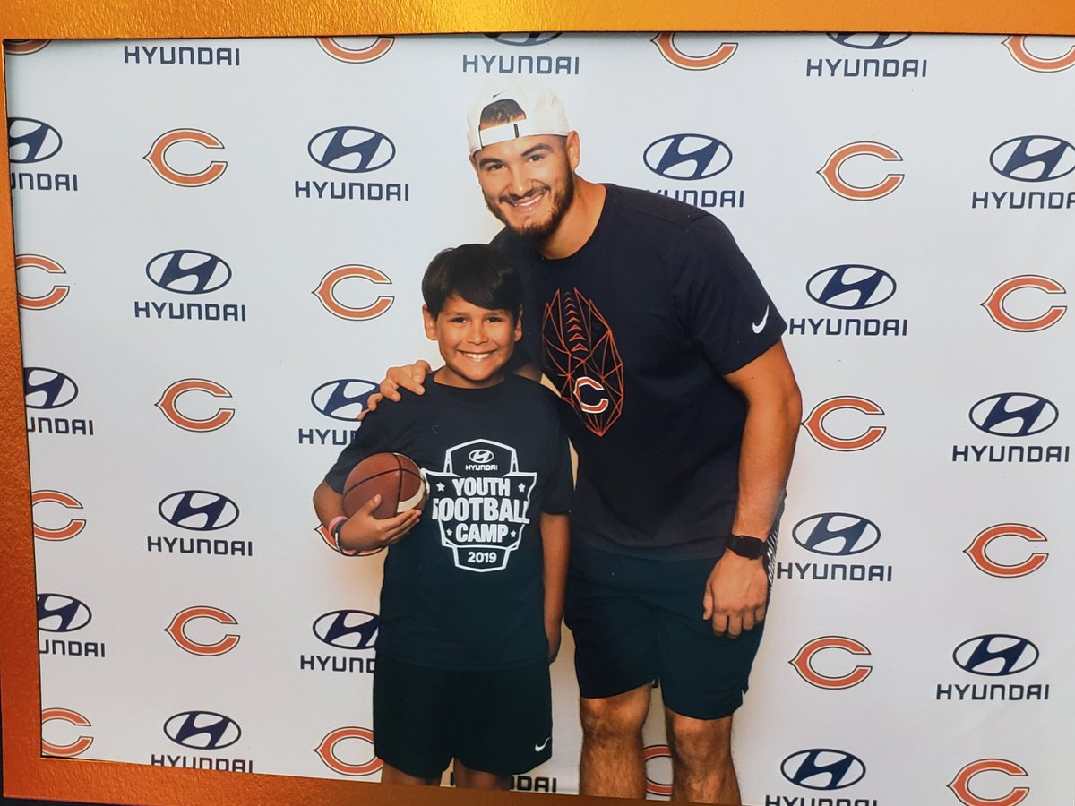 He never smiles this big! ❤❤
@Hyundai @Mtrubisky10 #becausefootball #BetterByHyundai