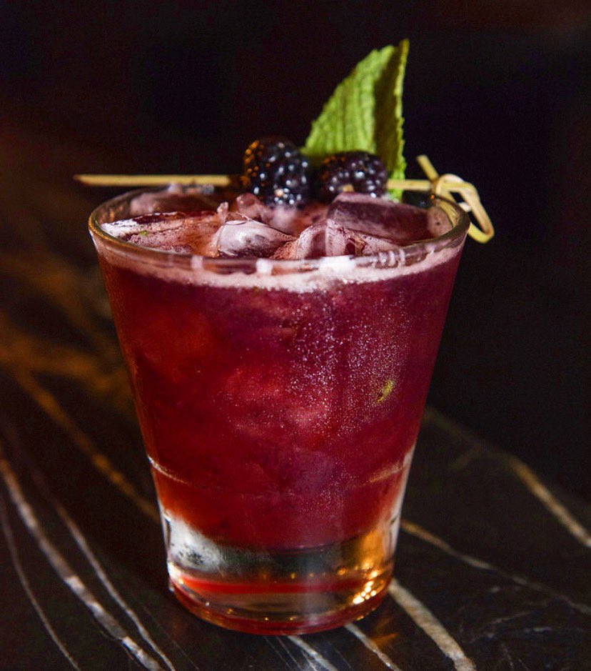 Pastabilities82's tweet photo. Happy first weekend of summer all! Try a new seasonal cocktail - Blackberry Bourbon Smash: Four Roses Bourbon, Earl Grey Syrup, Lemon, Blackberries, Mint #cocktail https://t.co/LRBc9BazVa