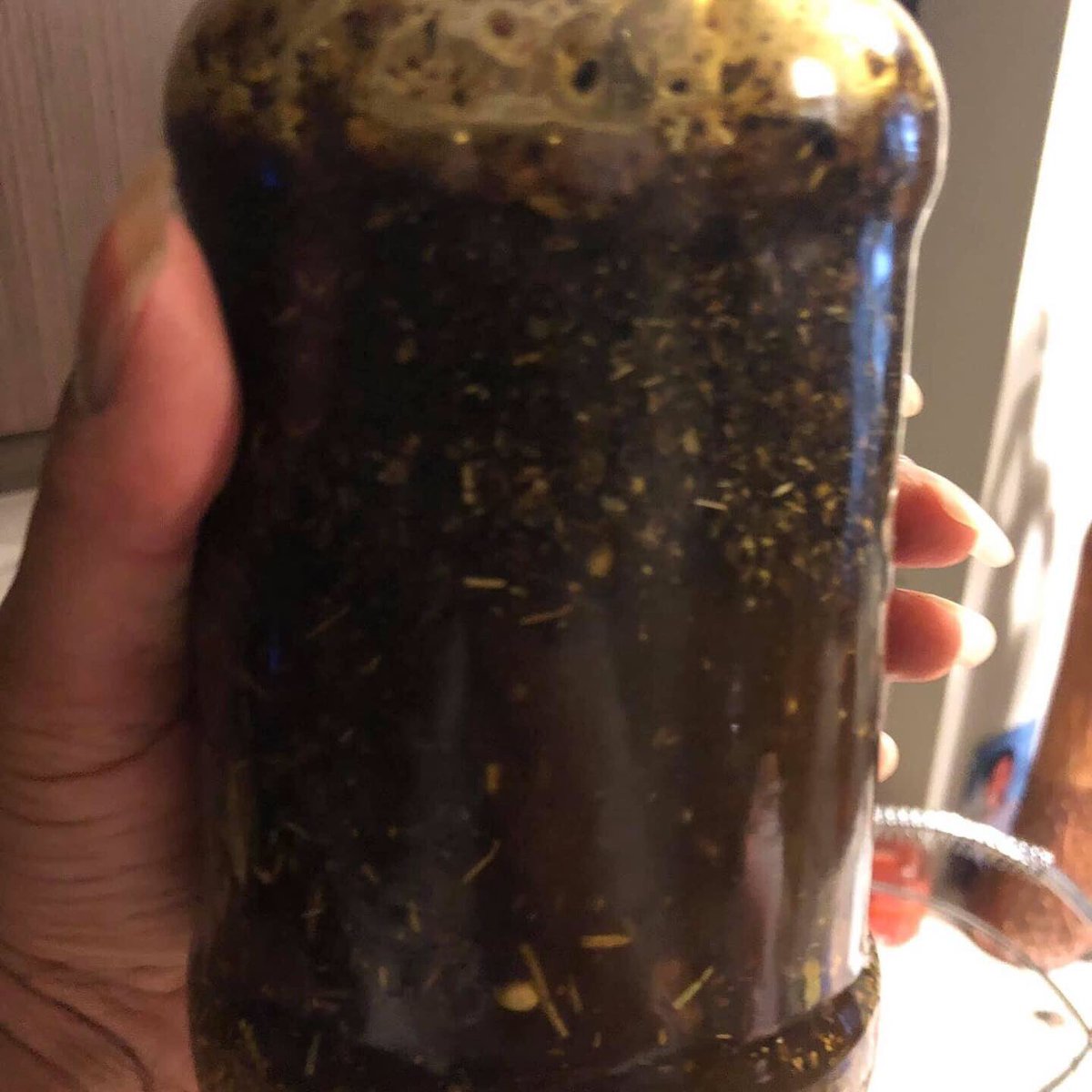 athenamckissack's tweet photo. This is my Hair Growth Oil. I have spent about 10 yrs on perfecting this recipe. I've used myself, friends and family as my guinea pigs. So, I know it works. (See comments for more information). https://t.co/9VrwCdGgPP