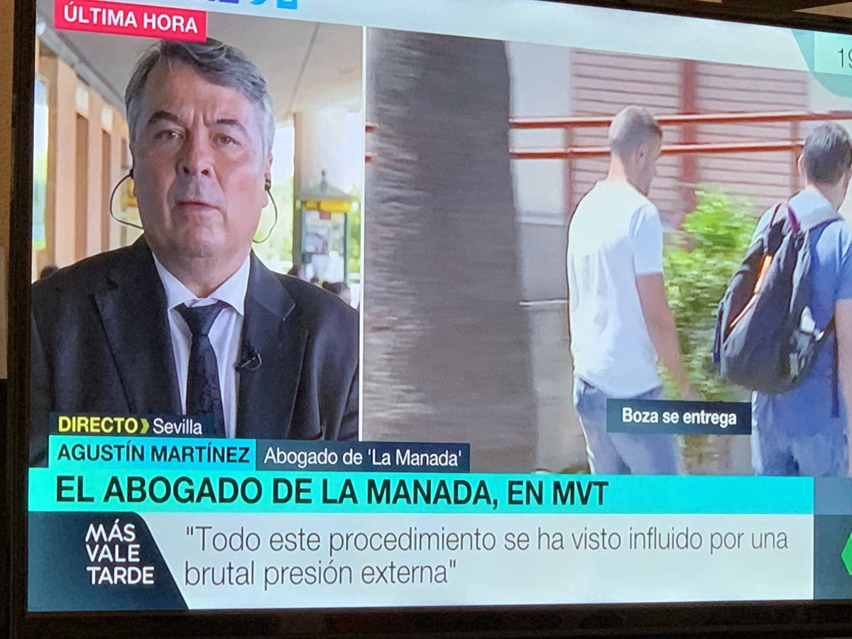FonsiLoaiza's tweet photo. En España el abogado de La Manada seguirá apareciendo en cada programa de TV para defender a unos violadores condenados. Mientras los abogados de los chavales de Alsasua, que llevan 1.000 días en prisión por una pelea de bar, son vetados en los medios de comunicación españoles. https://t.co/yhWF5R4bgA