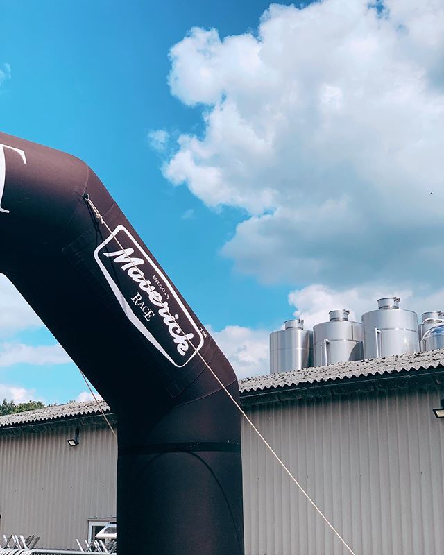 greypotts's tweet photo. M A V E R I C K 
Amazing crew and vibes, gets you out of London exploring some amazing trails. Today was a 10K around @freedombrewery amazing beer and pizza! 🍕💪🏻 #trailrunning #shotonmoment #shotoniphone #travelphotography #beer https://t.co/NCvLMNUoxK https://t.co/3obJCpJT9B