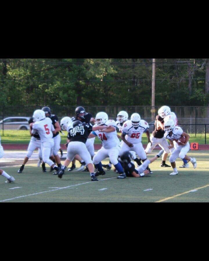 ZayMoran1's tweet photo. Football is back ❗️❗️🗣🦍 #lpfootball https://t.co/mFWen6ZvgB
