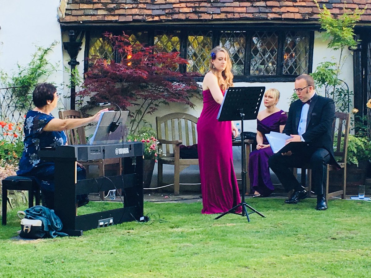 JosephineCumbo's tweet photo. #Midsummer garden opera #Watersend Cottage #Herts https://t.co/8FcQAC98YW