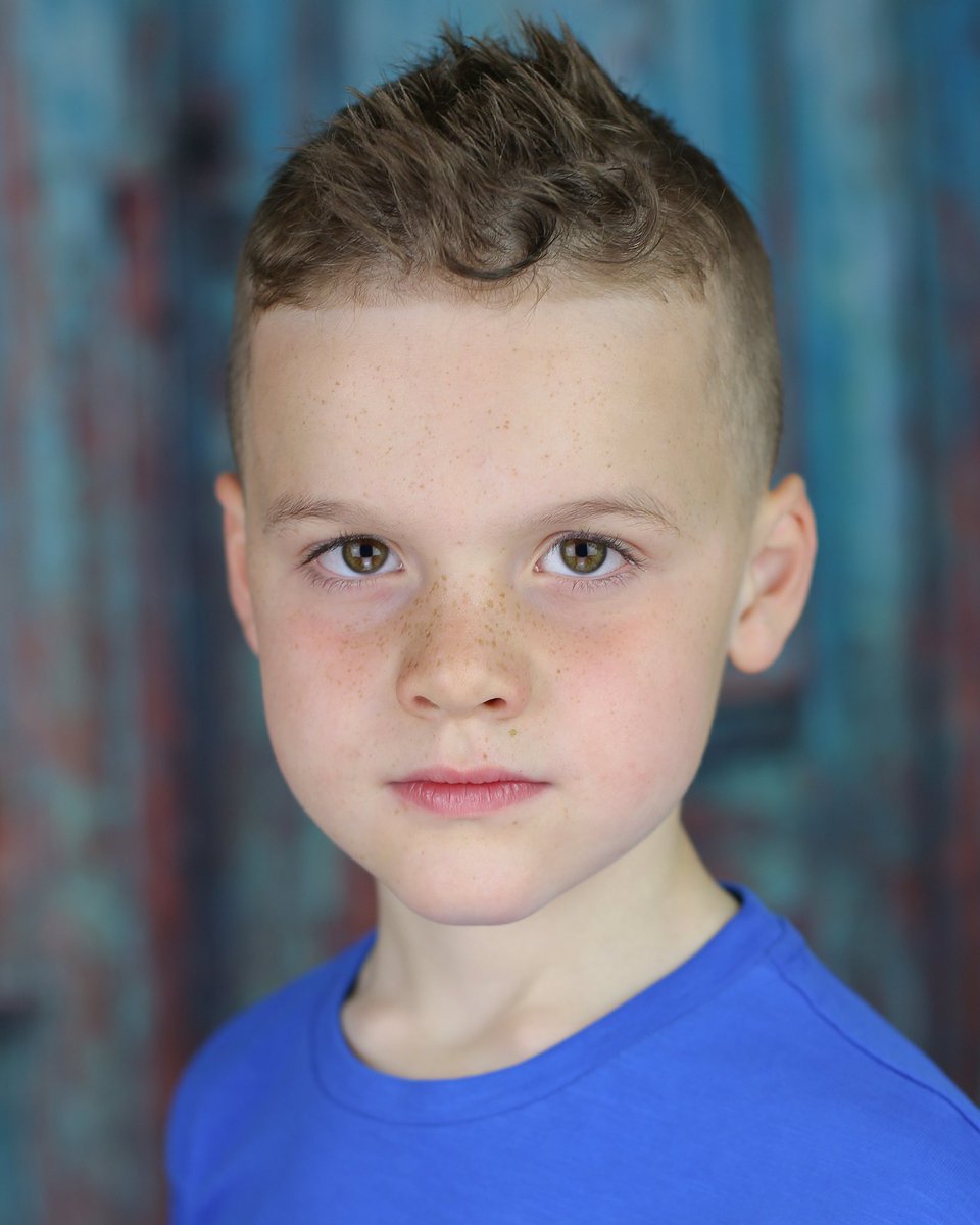 TobyLindie2012's tweet photo. New headshots by the fabulous @ChrisKeenanPics for bookings please contact my agents @DeeBossTalent @TraceyDeeBoss @ConnieDeeBoss @DeeBossModels #TeamDB #ChildActor #childmodel #singer #dancer https://t.co/DeOlFvoM2o